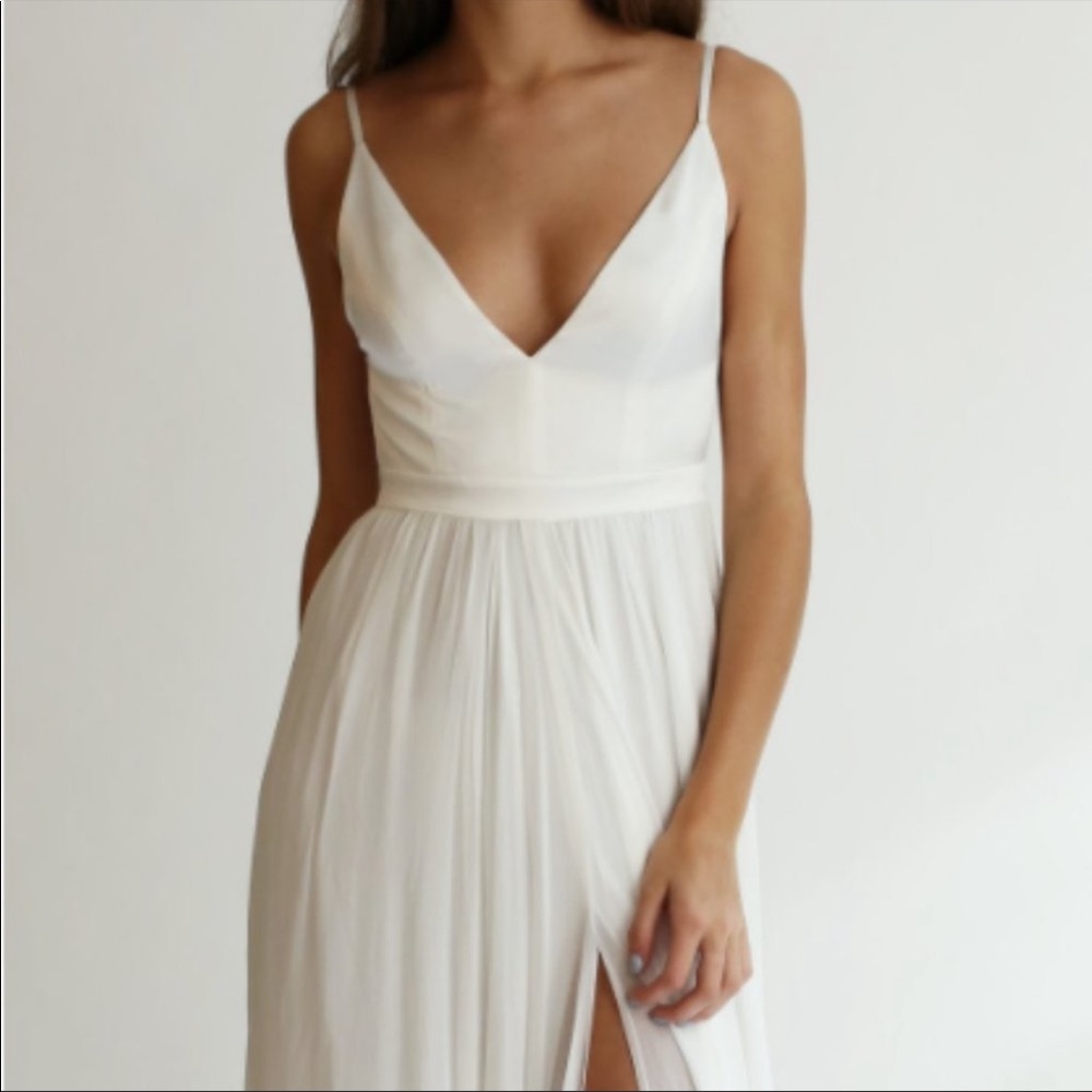 Leanne Marshall McKenna Wedding Dress - Picture 2 of 13